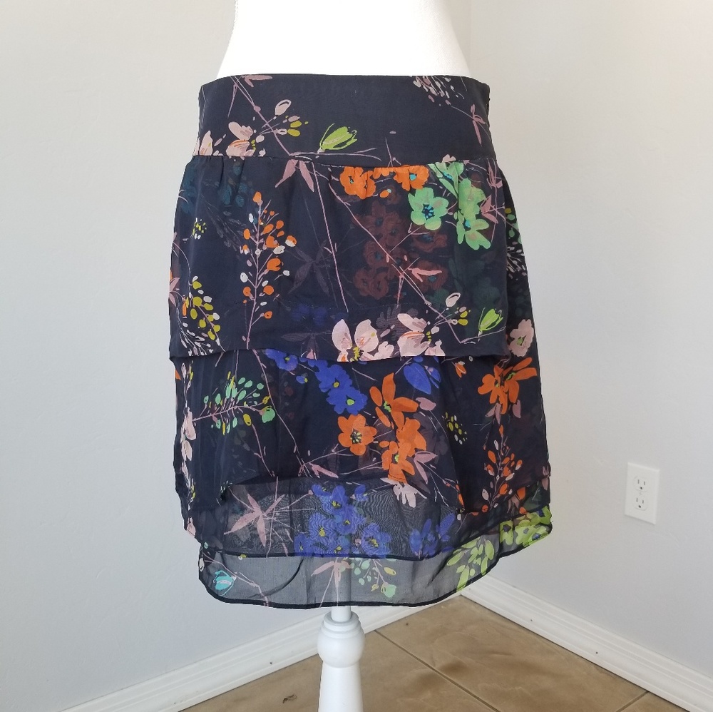 Zara Basic Navy Tiered Skirt Floral Size M